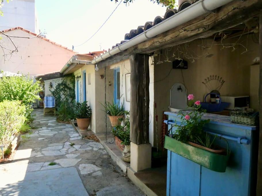La Campagne Dans La Ville Narbona Exterior foto